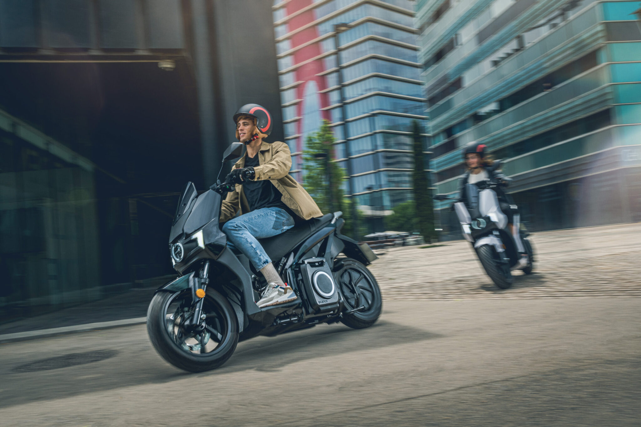 Silence S01 - Silence